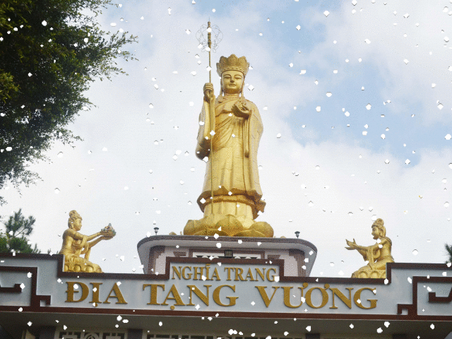 Những ngày vía Đức Phật hàng năm.