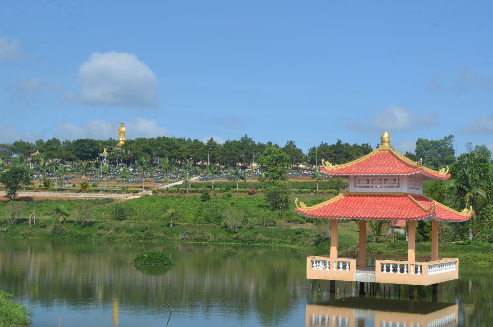 Nhà Thủy tạ _Hồ tịnh tâm